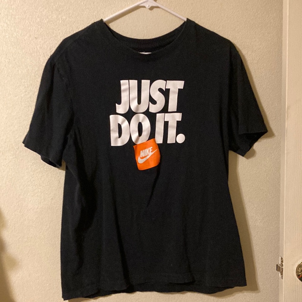 Nike Tee size medium